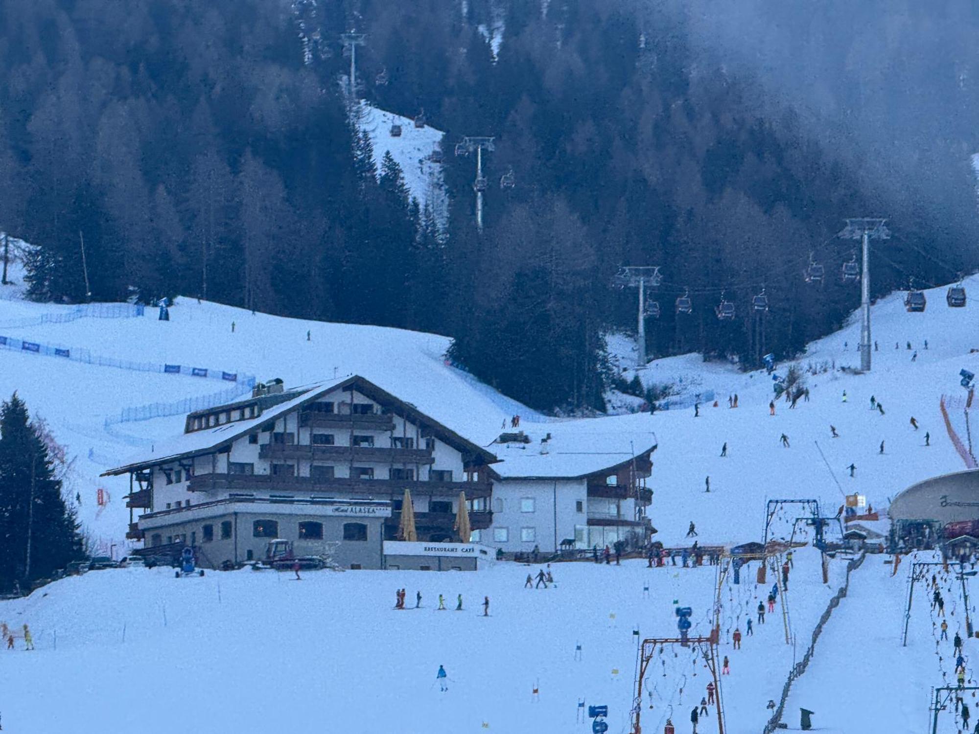 Hotel Alaska Сельва-ди-Валь-Гардена Экстерьер фото