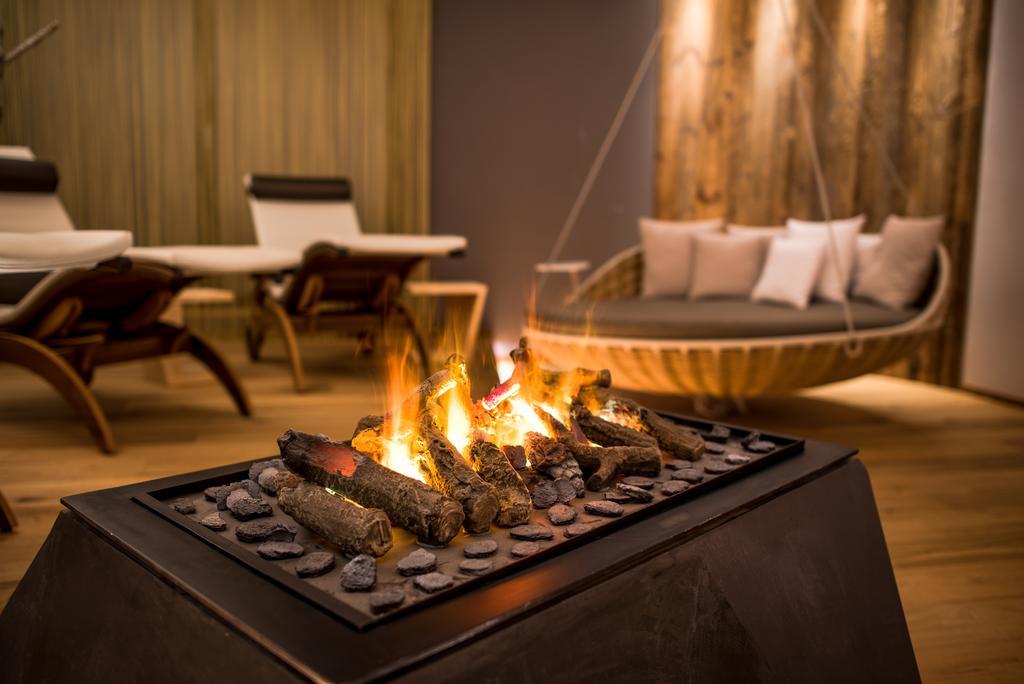 Hotel Alaska Сельва-ди-Валь-Гардена Экстерьер фото