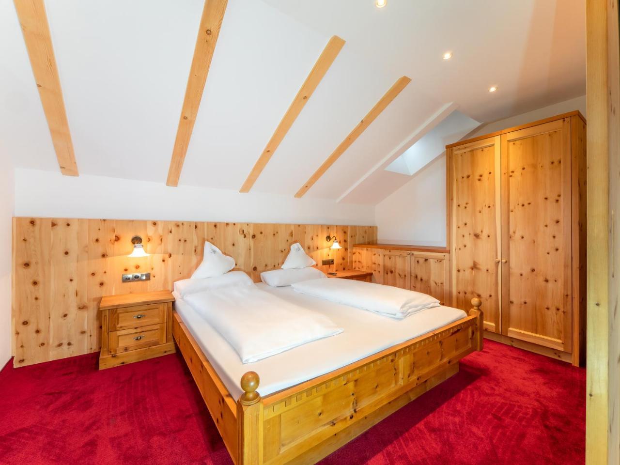 Hotel Alaska Сельва-ди-Валь-Гардена Экстерьер фото